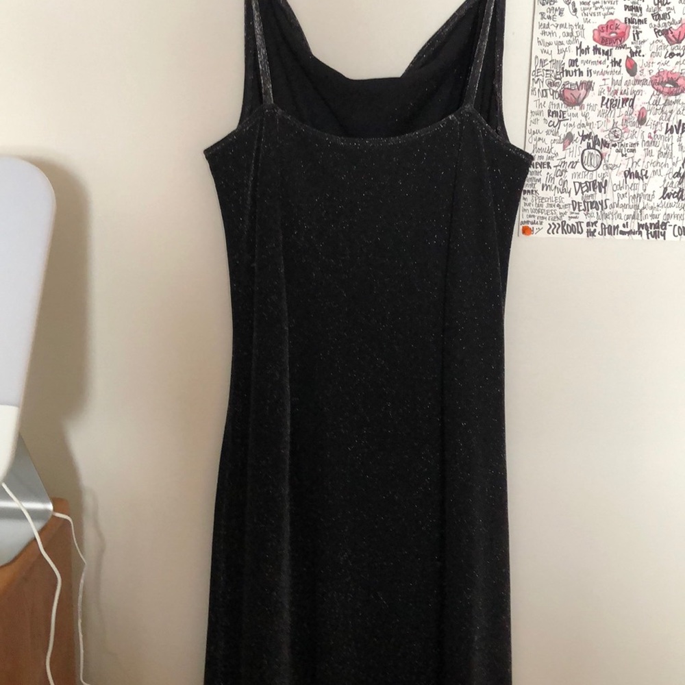 Long Dress - Picture 3 of 3